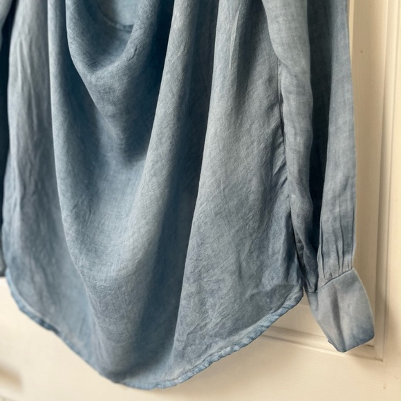 NWT California Moon Rise Blue Drape Back Blouse M - Picture 9 of 15